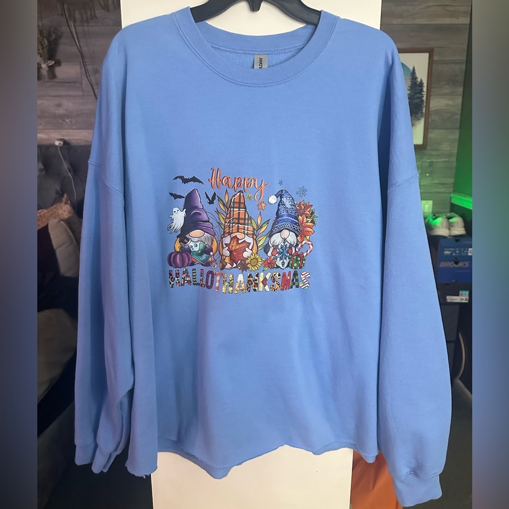 oversized holiday crewneck